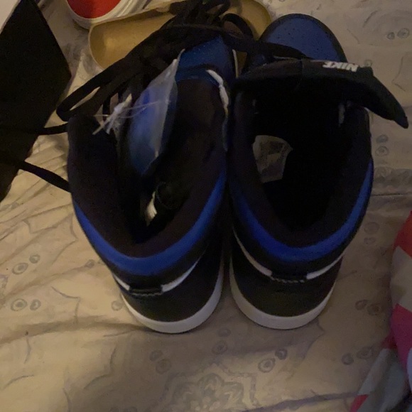 Jordans shoes - Picture 3 of 7